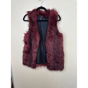 Material girl Womens Red Faux Fur Vest Large acrylic open front